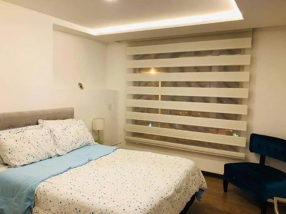 Modern Suite, Excellent Location! Quito Apartment