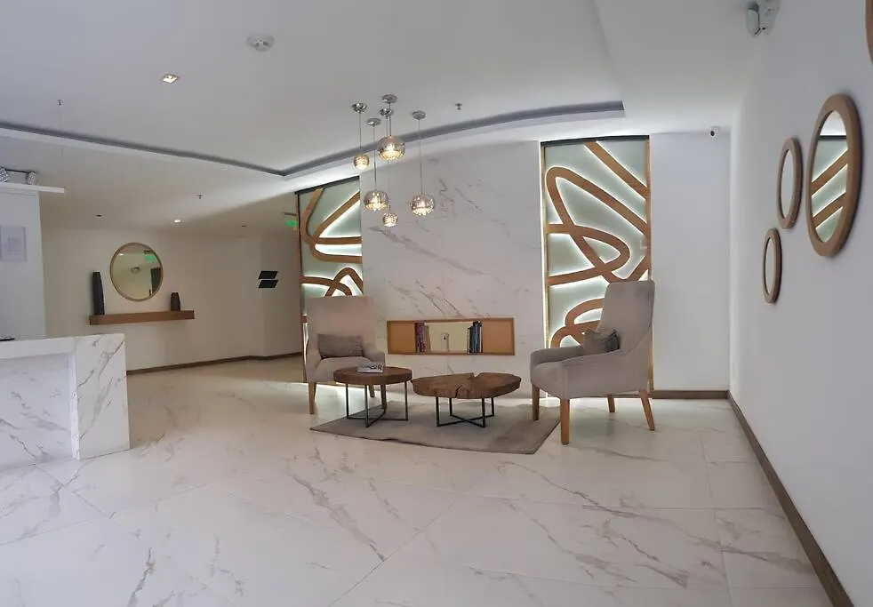 Modern Suite, Excellent Location! Quito 0*,
